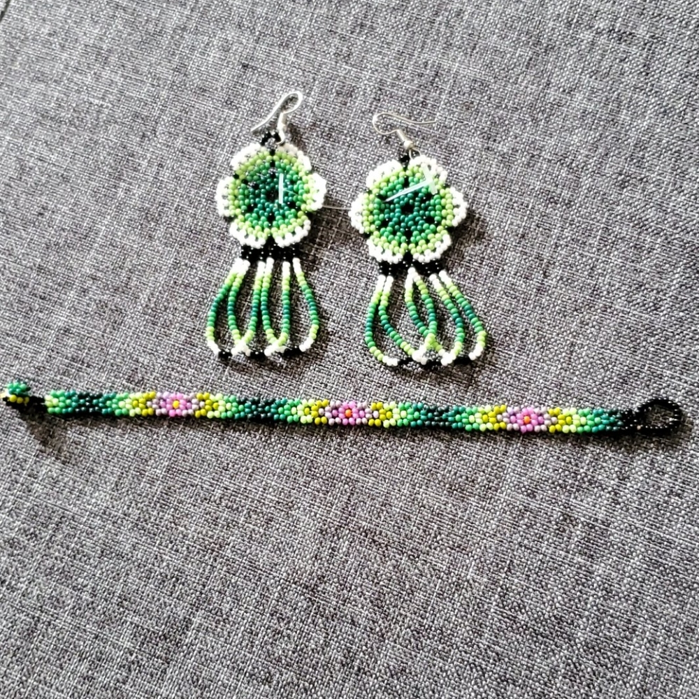 Hichol Jewelry